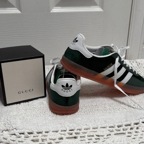 adidas gazelle silver green womens Gucci 746101 FAB4D 1059 Green, Black & White Nylon GG Supreme Rhyton S –  AmbrogioShoes main image 1